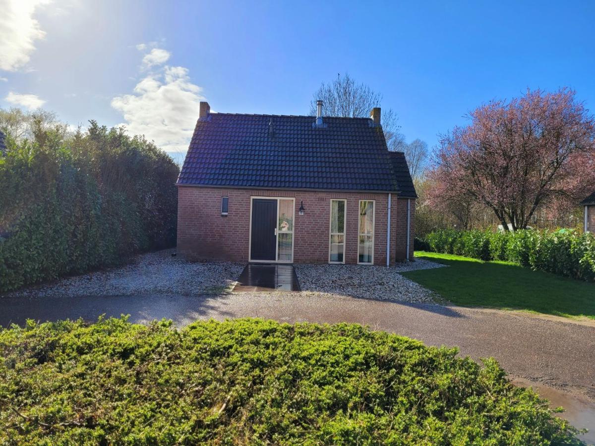 Bohemian Wellness Met Hottub & Sauna Ewijk Exterior photo