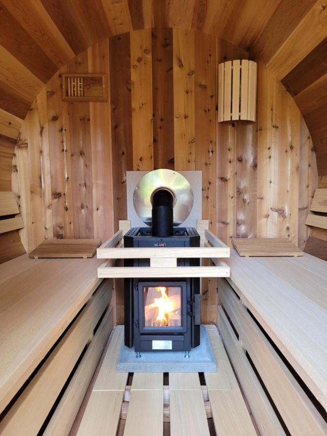 Bohemian Wellness Met Hottub & Sauna Ewijk Exterior photo
